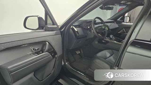 Land Rover Range Rover Sport 3rd Generation 2026 Черный из Кореи, фото 2