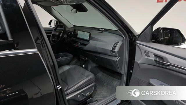Kia EV5 2026 Черный из Кореи, фото 2