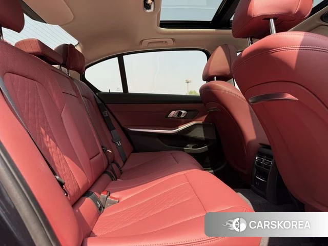 BMW i3 2025 Черный из Китая, фото 2