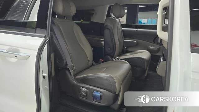 Kia The New Carnival 4th Generation 2024 Белый из Кореи, фото 2