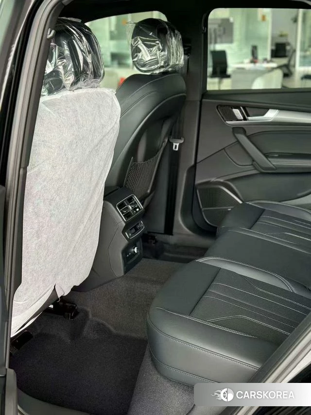 Audi Q5L 2026 Черный из Китая, фото 2
