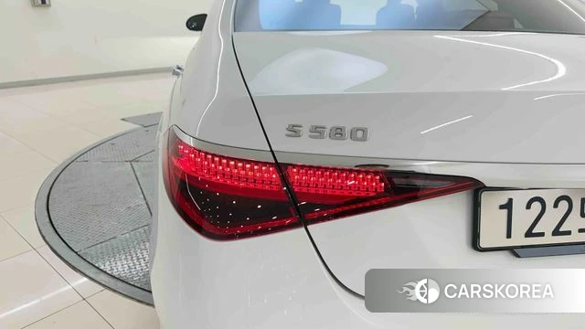 Mercedes-Benz S-Class W223 2026 Белый из Кореи, фото 2