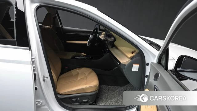 Hyundai Sonata D Edge Hybrid (DN8) 2025 Белый из Кореи, фото 2