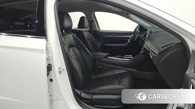 Hyundai Sonata (DN8) 2022 Белый из Кореи, фото 2