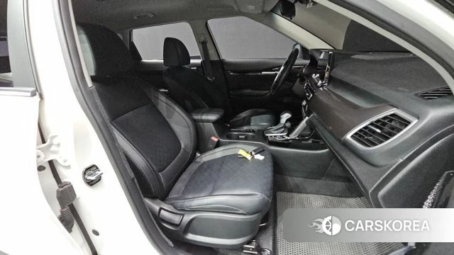 Kia Seltos 2019 Белый из Кореи, фото 2