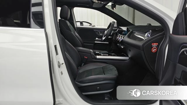 Mercedes-Benz GLA - Class H247 2020 Белый из Кореи, фото 2