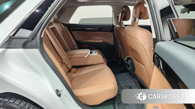 Hyundai Grandeur Hybrid (GN7) 2024 Белый из Кореи, фото 2