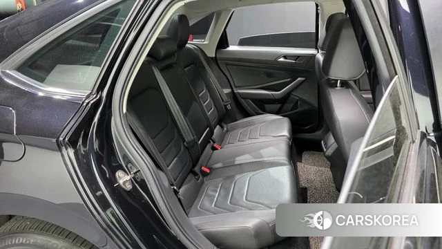 Volkswagen 7th Generation of Jetta 2021 Черный из Кореи, фото 2
