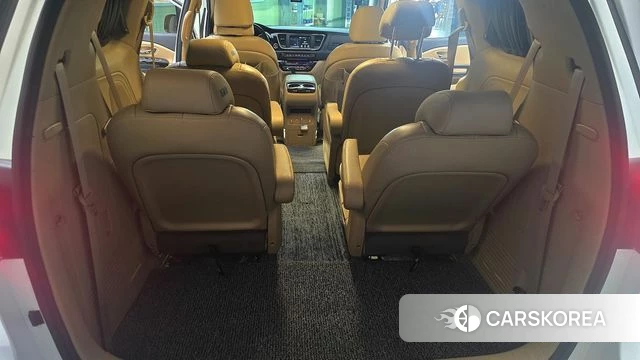 Kia The New Carnival 2019 Белый из Кореи, фото 2