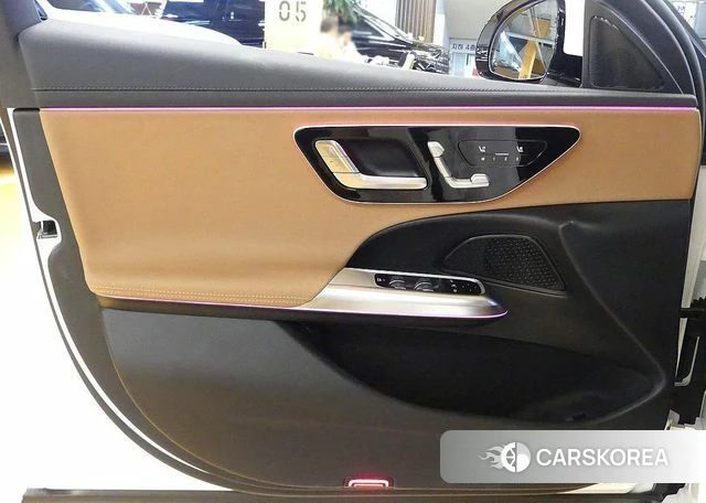 Mercedes-Benz E-Class W214 2025 Белый из Кореи, фото 2
