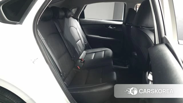 Kia The New K3 2nd generation 2024 Белый из Кореи, фото 2
