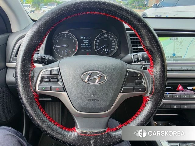 Hyundai Avante AD 2018 Белый из Кореи, фото 2