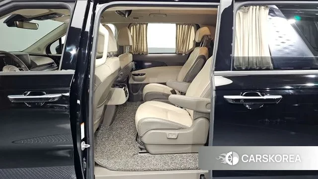 Kia Carnival 4th generation 2021 Черный из Кореи, фото 2