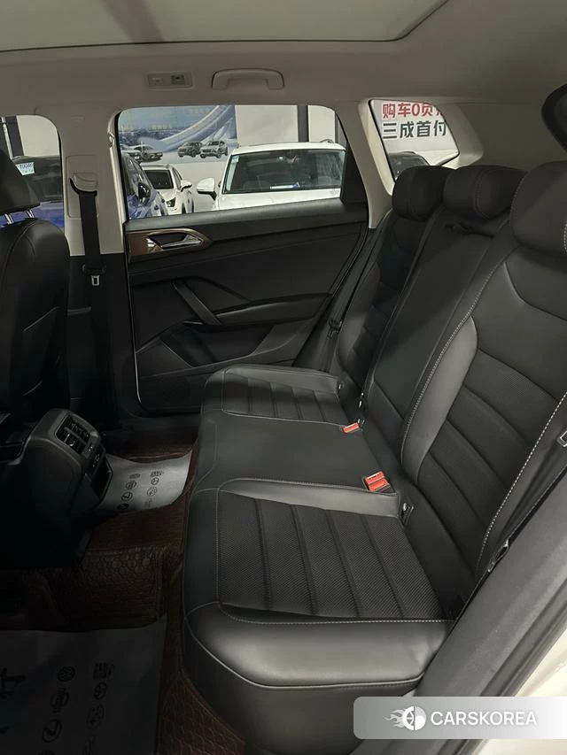 Volkswagen Tharu 2021 Белый из Китая, фото 2