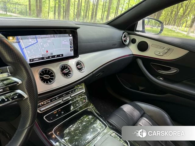 Mercedes-Benz E-Class 2021 Белый из Китая, фото 2