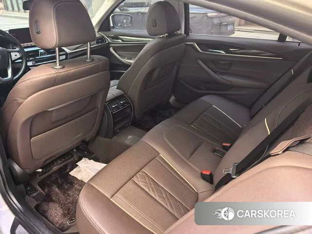 BMW 5 series 2021 Белый из Китая, фото 2