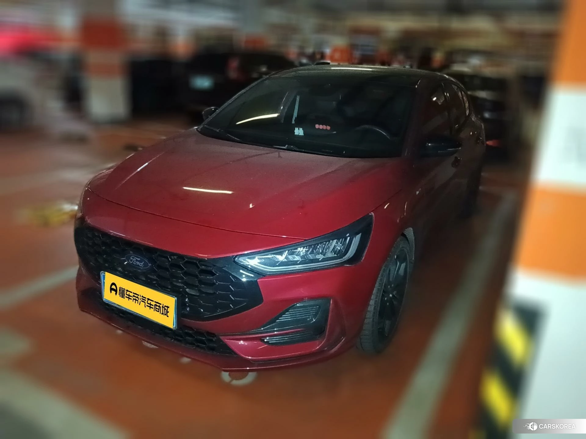 Ford Focus 2022 Красный из Китая, фото 2