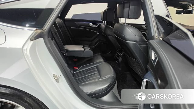 Audi A7 (4K) 2020 Белый из Кореи, фото 2