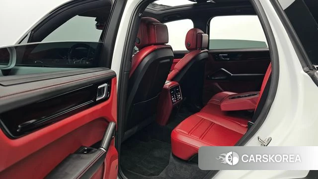 Porsche Cayenne (PO536) 2021 Белый из Кореи, фото 2