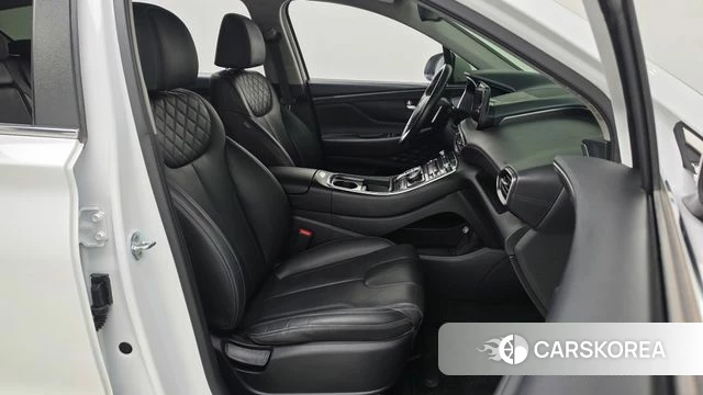 Hyundai The New Santa Fe 2022 Белый из Кореи, фото 2