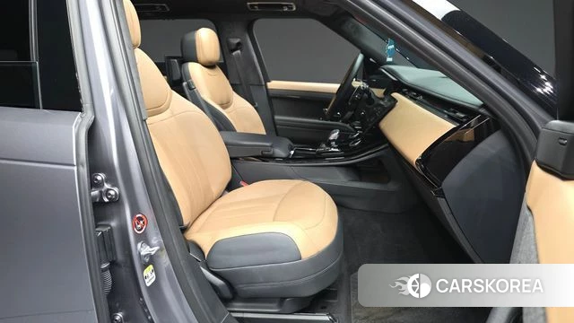 Land Rover Range Rover Sport 3rd Generation 2023 Серебристо-серый из Кореи, фото 2