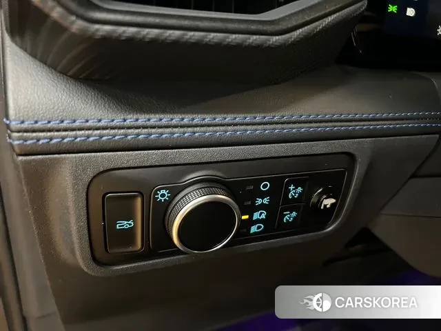 Ford Mustang 7th Generation 2024 Серый из Кореи, фото 2