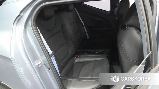 Hyundai Veloster (JS) 2019 Серебряный из Кореи, фото 2