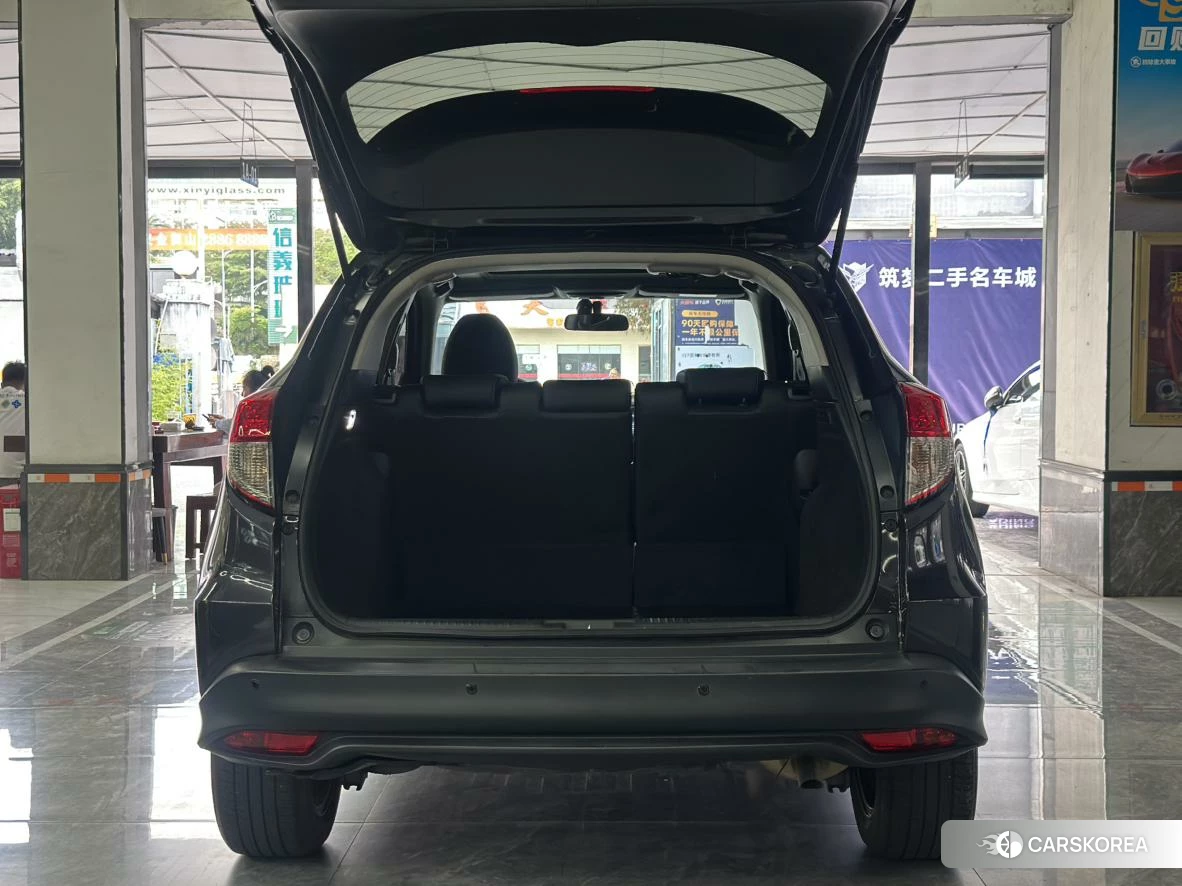 Honda Vezel 2021 Темно-серый из Китая, фото 2