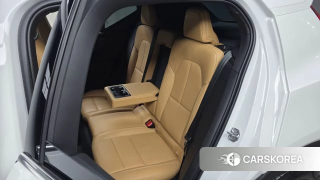 Volvo XC40 2020 Белый из Кореи, фото 2