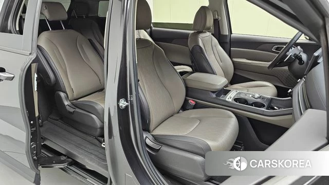 Kia The New Carnival 4th Generation 2024 Серый из Кореи, фото 2