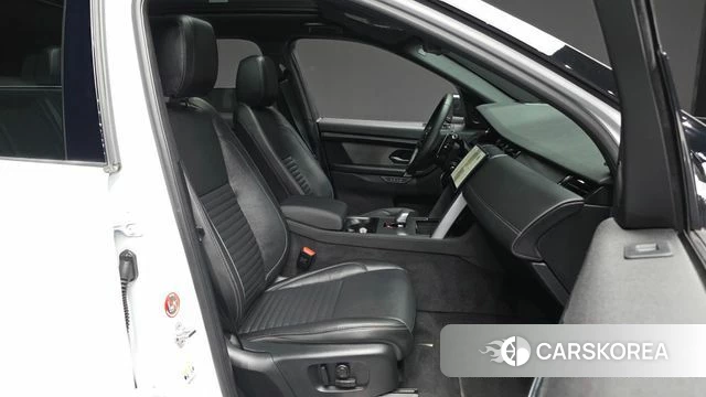 Land Rover Discovery Sports 2nd Generation 2025 Белый из Кореи, фото 2