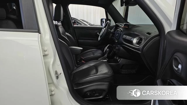 Jeep Renegade 2021 Белый из Кореи, фото 2