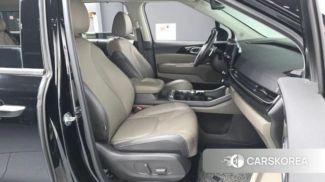 Kia The New Carnival 4th Generation 2024 Черный из Кореи, фото 2
