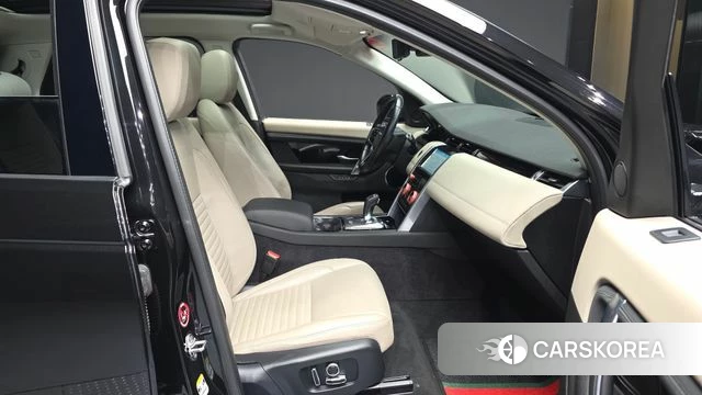 Land Rover Discovery Sports 2nd Generation 2022 Черный из Кореи, фото 2