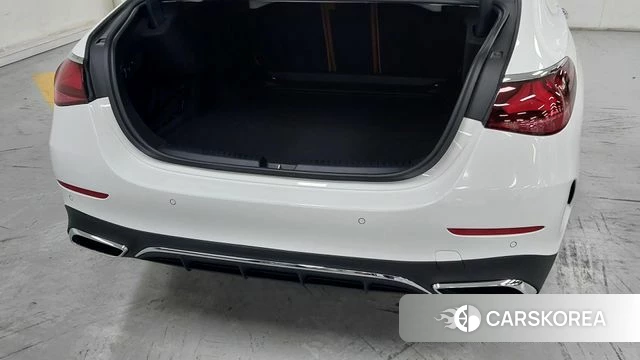 Mercedes-Benz E-Class W214 2026 Белый из Кореи, фото 2