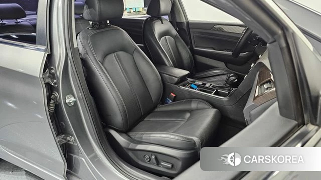 Hyundai Sonata New Rise 2018 Серебристо-серый из Кореи, фото 2