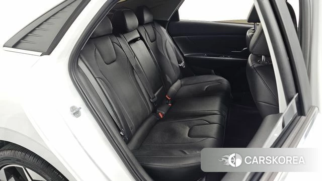 Hyundai Avante (CN7) 2021 Белый из Кореи, фото 2