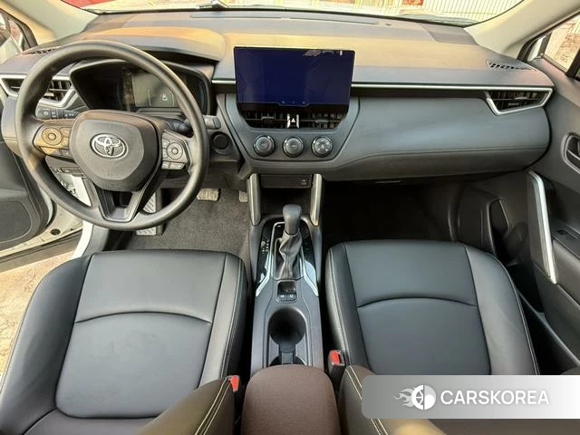 Toyota Corolla 2023 Белый из Китая, фото 2
