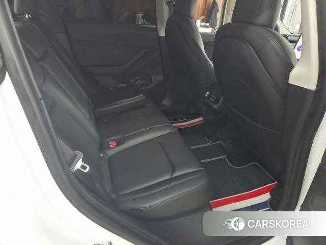 Tesla Model Y 2021 Белый из Кореи, фото 2