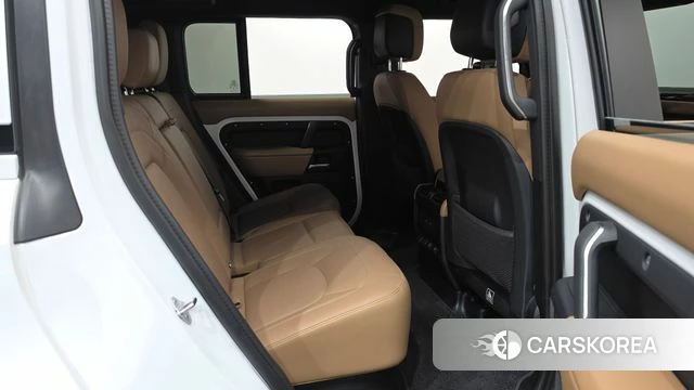 Land Rover Defender (L663) 2025 Белый из Кореи, фото 2