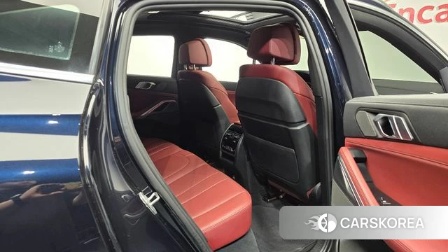 BMW X6 (G06) 2021 Черный из Кореи, фото 2