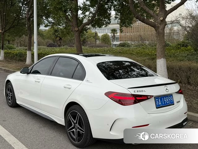 Mercedes-Benz C-class 2025 Белый из Китая, фото 2