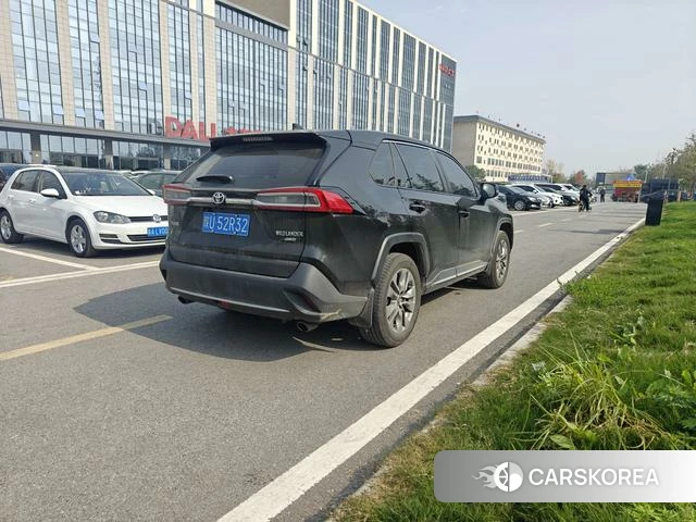 Toyota Wildlander 2022 Черный из Китая, фото 2