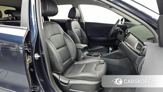 Kia Niro 2018 Синий из Кореи, фото 2