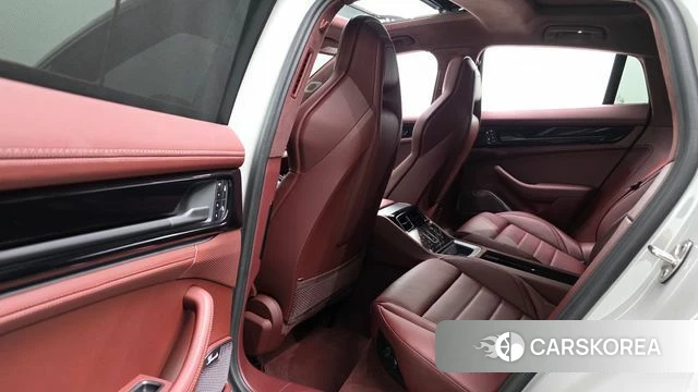 Porsche Panamera (976) 2025 Серебристо-серый из Кореи, фото 2