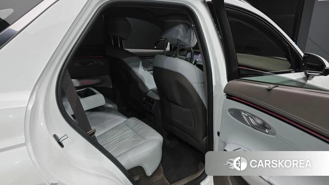 Genesis GV70 2025 Белый из Кореи, фото 2