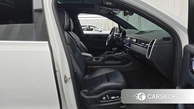 Porsche Cayenne (PO536) id 4966794 из Кореи 2