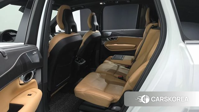 Volvo XC90 second Generation 2021 Белый из Кореи, фото 2