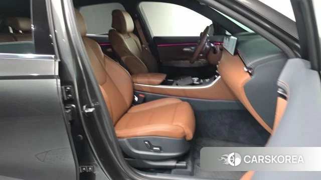 Genesis GV70 2025 Серый из Кореи, фото 2