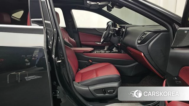 Lexus NX350h Second generation 2025 Черный из Кореи, фото 2